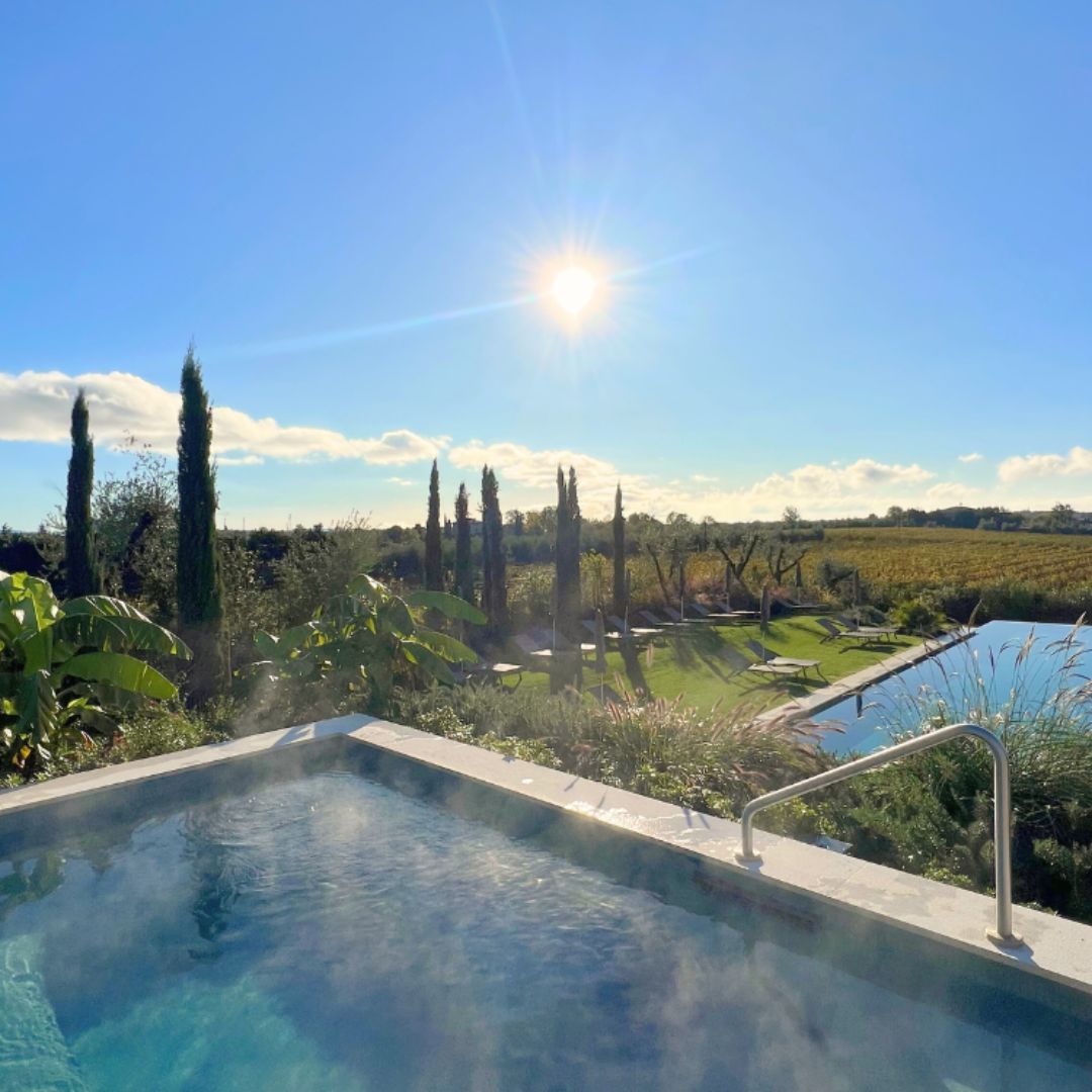 piscina riscaldata resort lago di garda