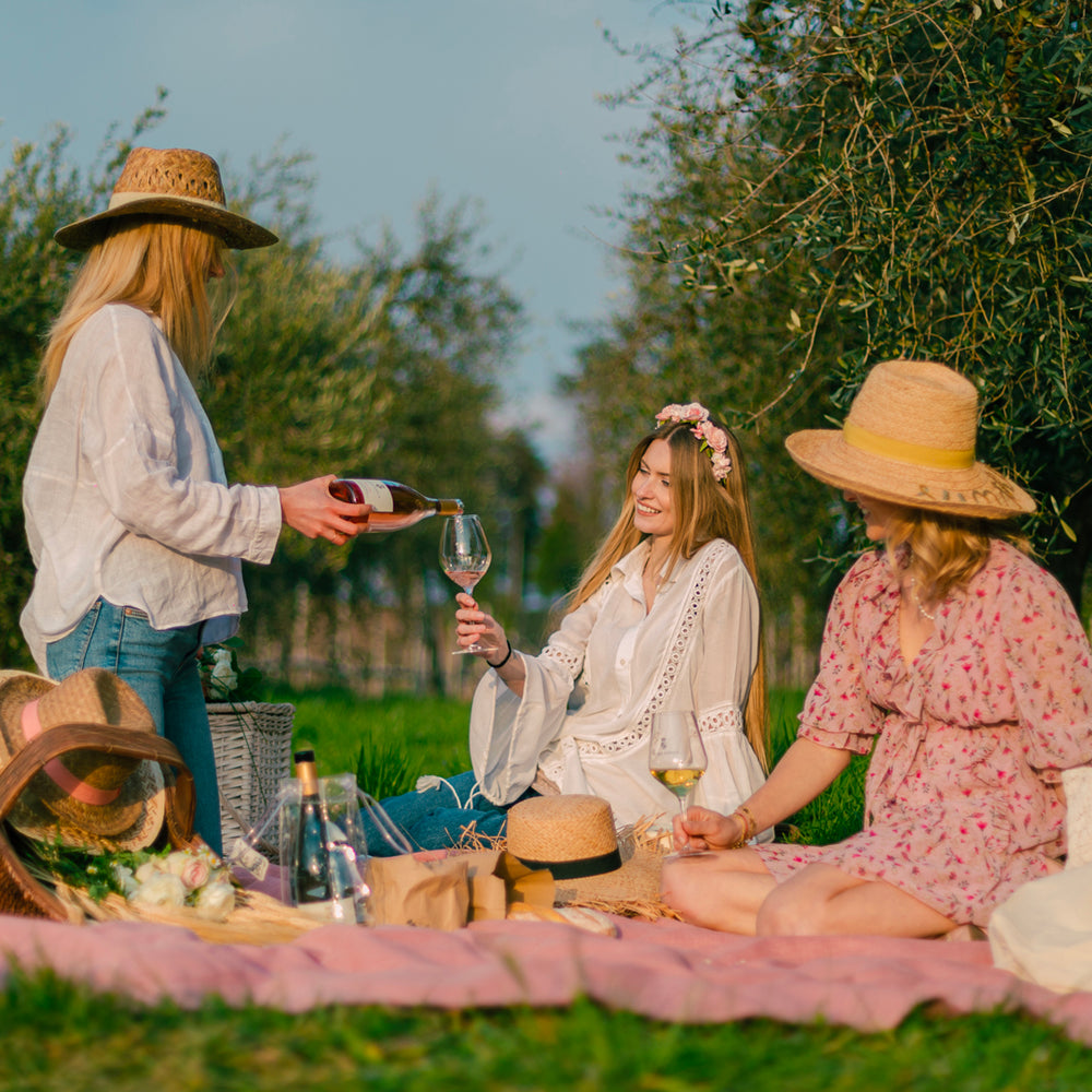 
                  
                    Traditional Picnic
                  
                