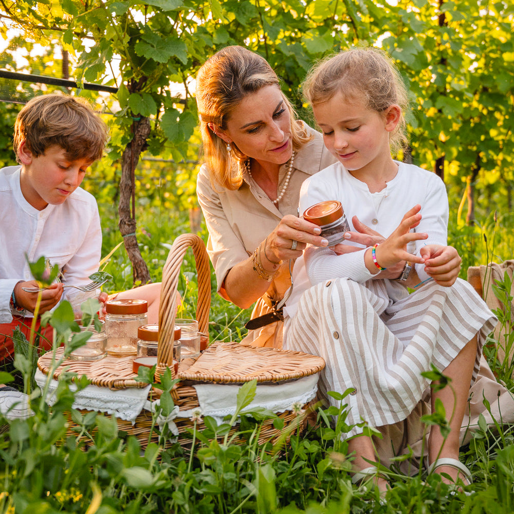 
                  
                    Baby Picnic
                  
                