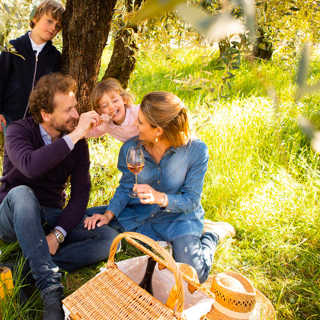 
                  
                    Baby Picnic
                  
                