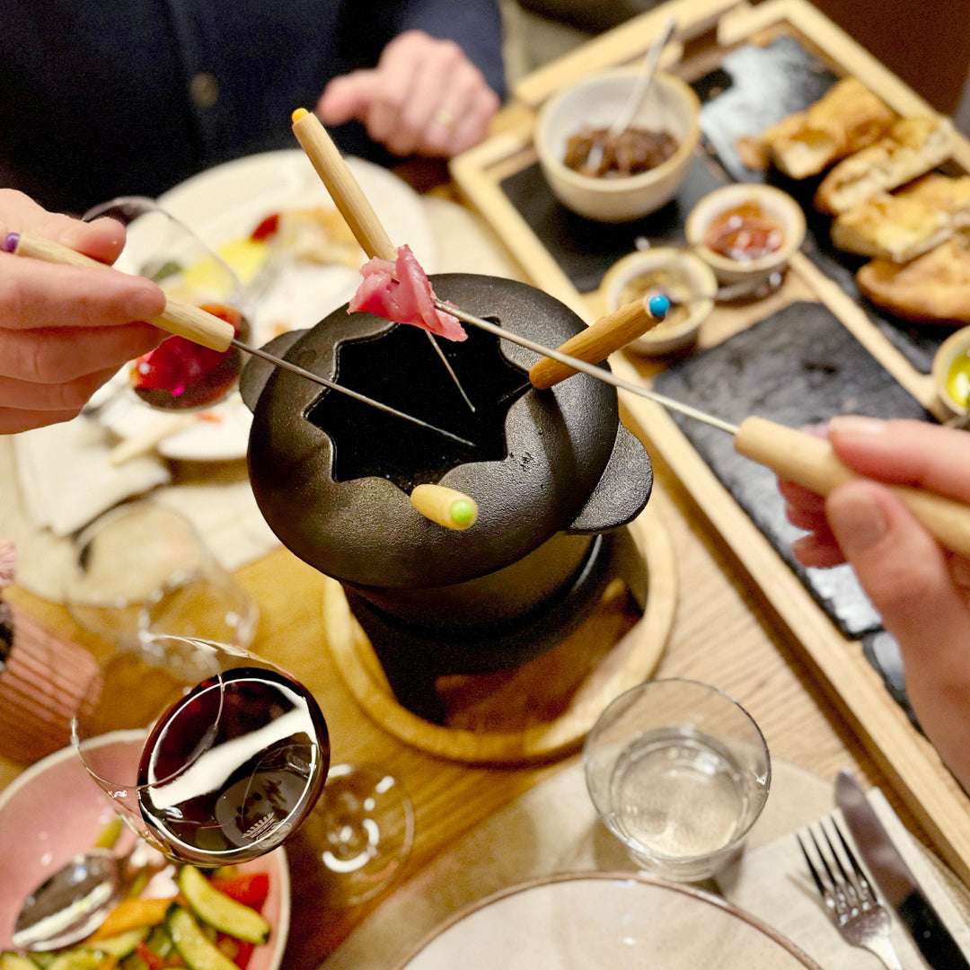 
                  
                    Bourguignonne Hot Pot
                  
                